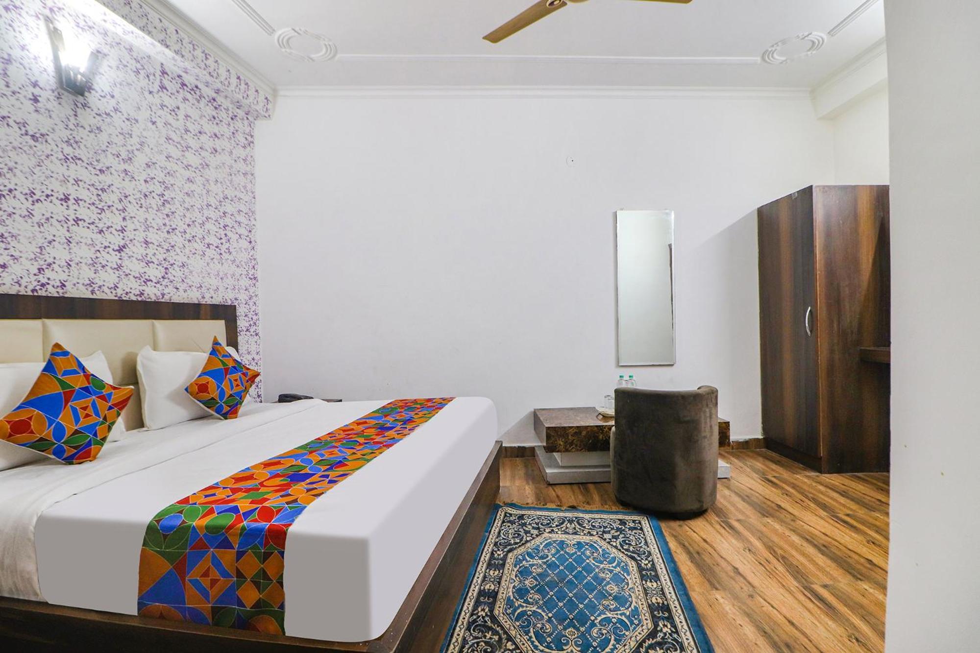 Hotel Fabexpress Sinon Nowe Delhi Zewnętrze zdjęcie